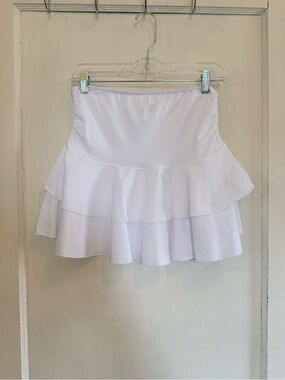 Women's Strapless White Tiered Ruffle Blouse